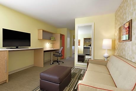 1 Queen Bed 1 Bedroom Suite Nonsmoking