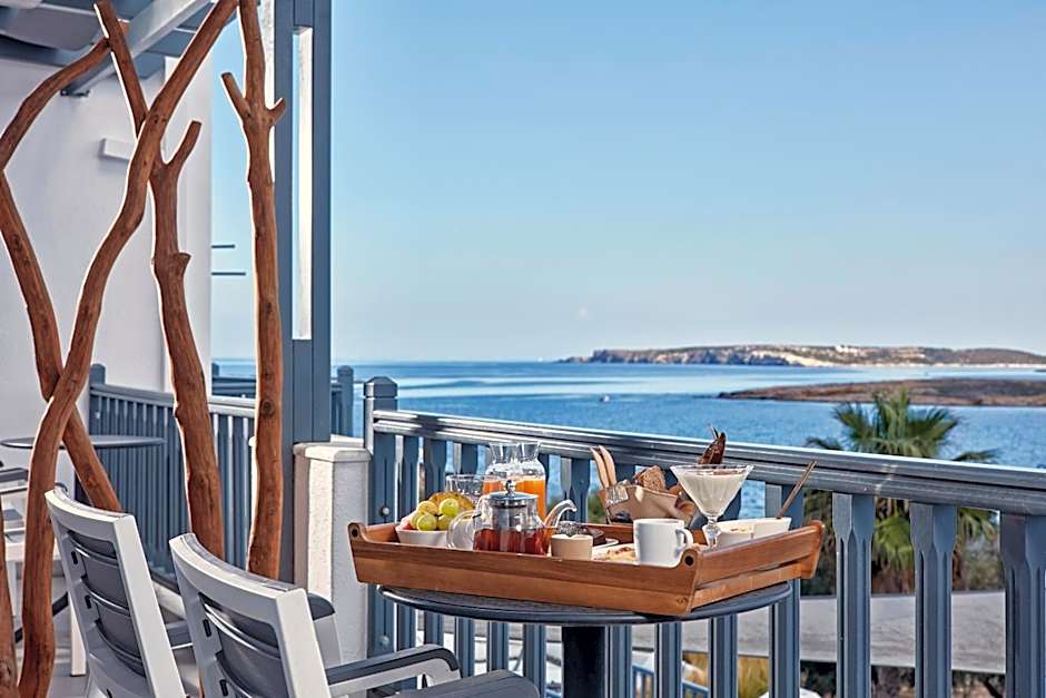 Parian Boutique Hotel