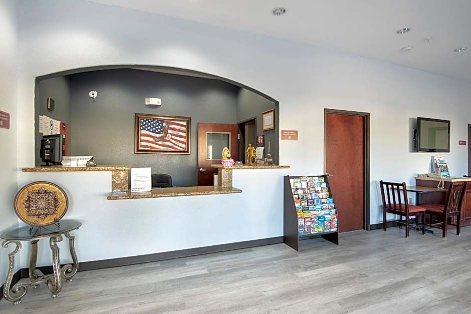 OYO Townhouse Clute Lake Jackson