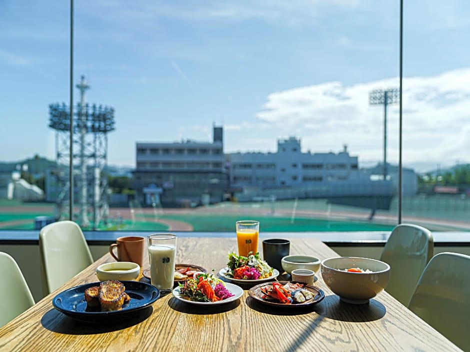 SETOUCHI KEIRIN HOTEL 10 by Onko Chishin