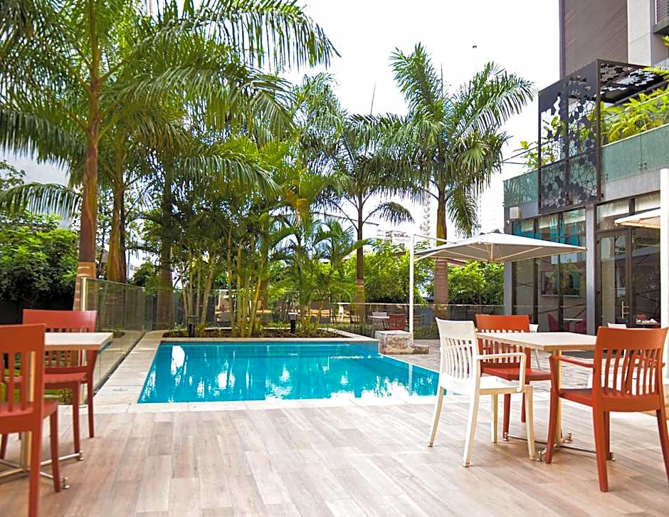 Crowne Plaza - Dar Es Salaam By IHG