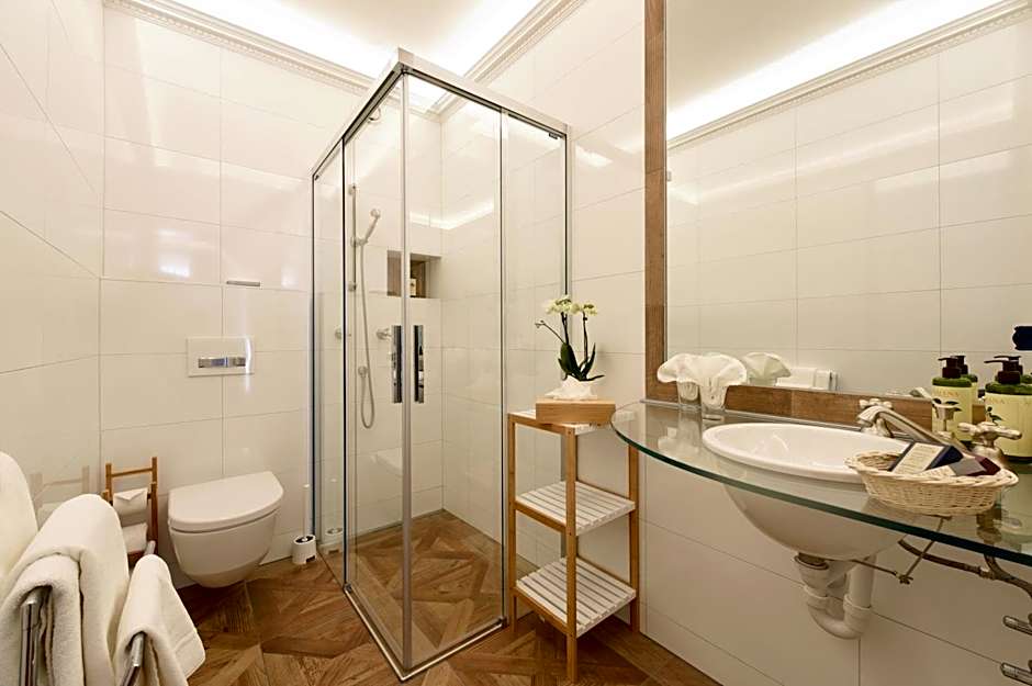 Golf Hotel René Capt