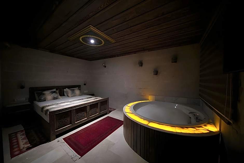 Goreme Valley Cave House