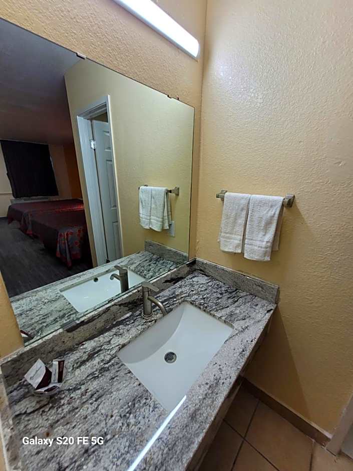 La Vista Motel