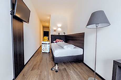 Deluxe Single Room with Balcony