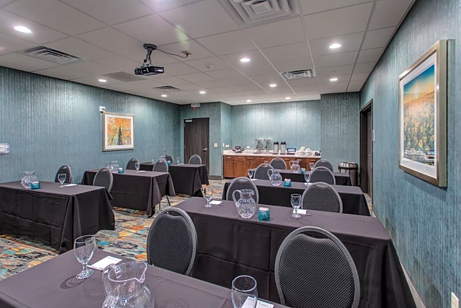 Hampton Inn & Suites-Wichita/Airport, KS