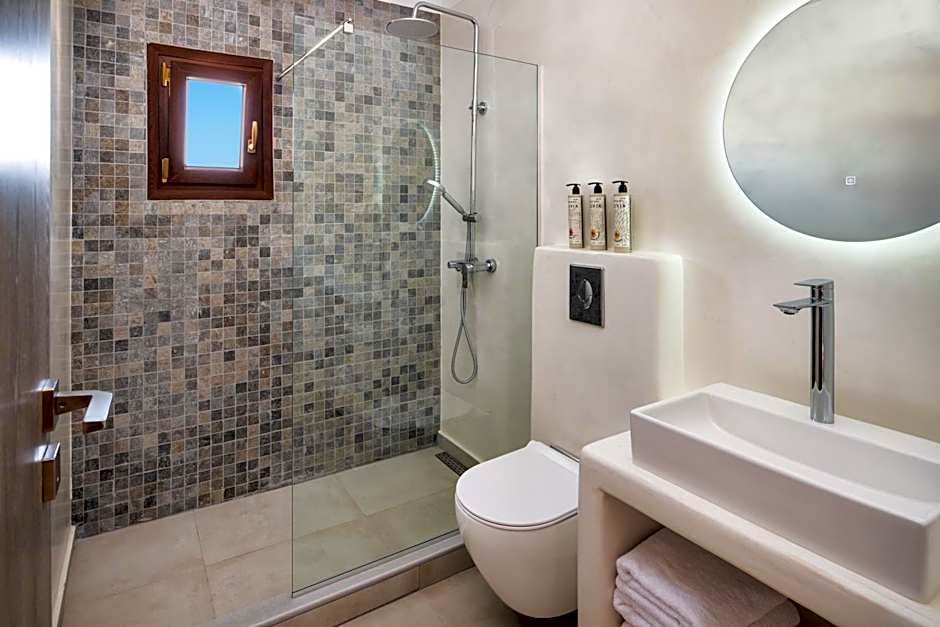 Santorinn Suites Fira