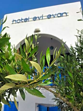 Εvi Evan Hotel