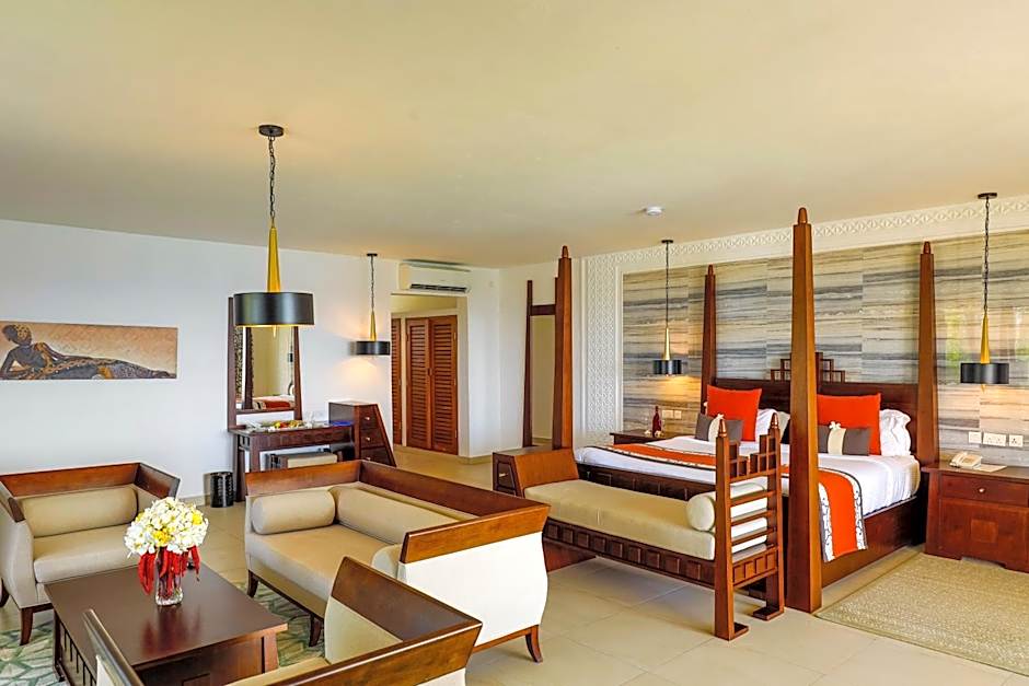 Photo 1 of 4 of Ocean Suite