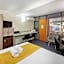 Biloela Centre Motel & Grevillea Steakhouse & Bar