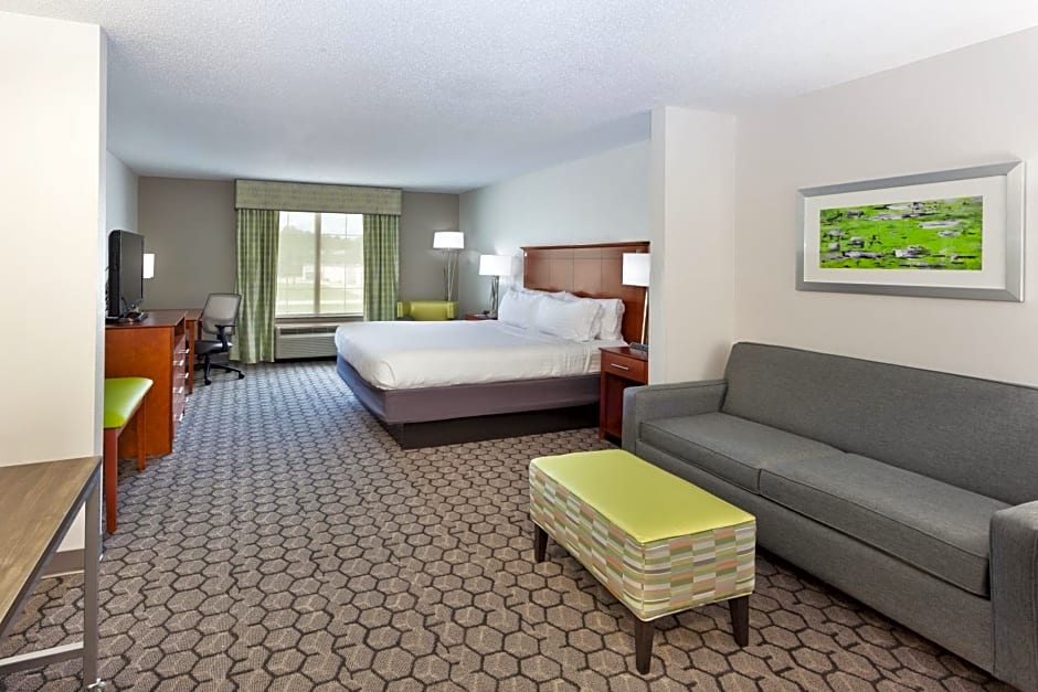 Holiday Inn Express Phenix City-Fort Benning, an IHG Hotel
