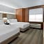 Holiday Inn Express & Suites - Nearest Universal Orlando