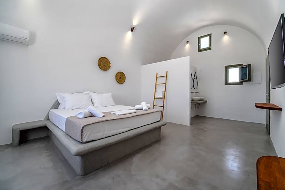 Amethyst Luxury Suites Oia