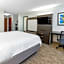 Holiday Inn Express & Suites Trinidad By IHG