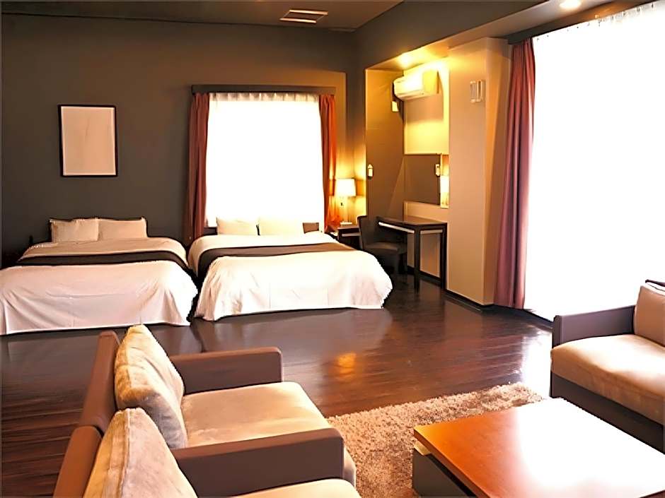 Hotel Livemax Esaka