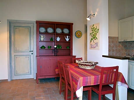 Two-Bedroom Apartment (5 Adults)