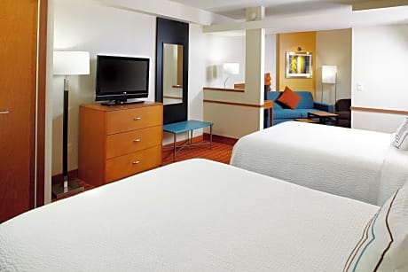 Room, 2 Queen Beds (Hearing Accessible)