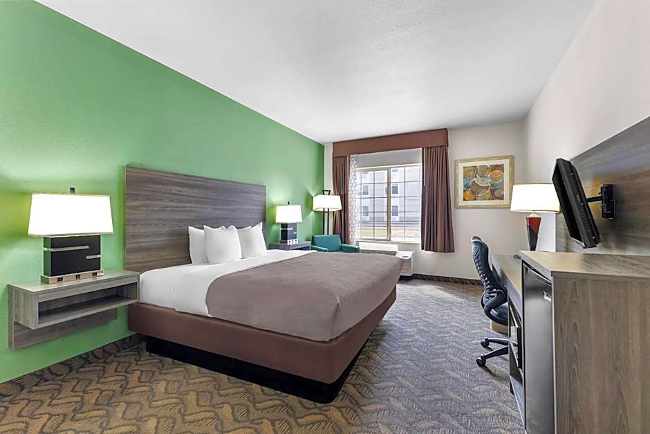 Quality Inn & Suites Salt Lake City Airport West