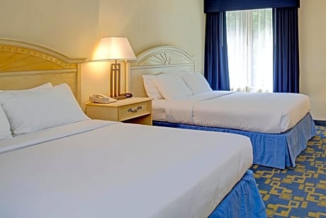 Double Room, 2 Double Beds