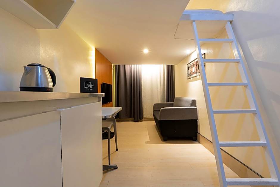 Selah Lofts Hotel