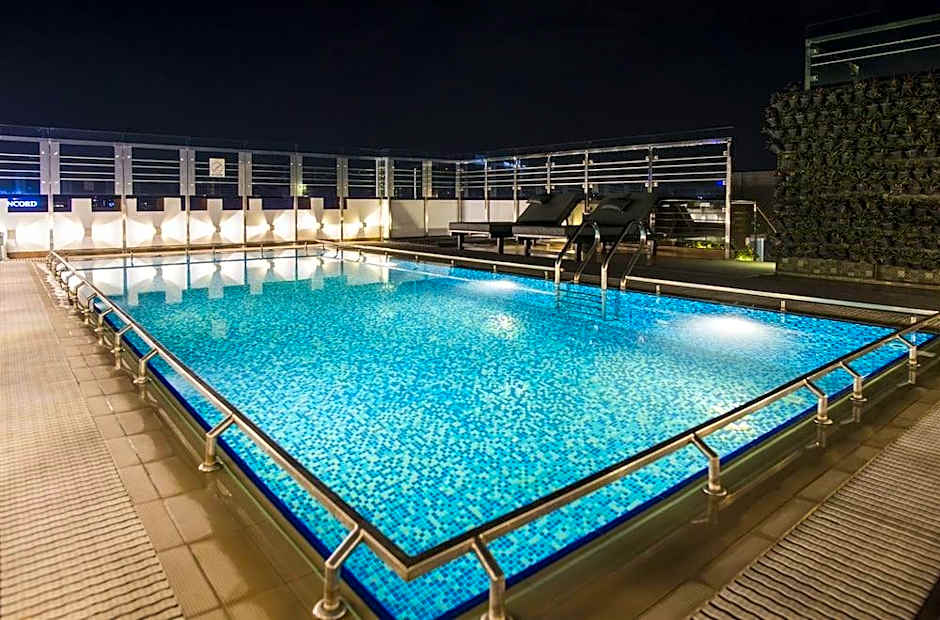 Platinum Grand Hotel