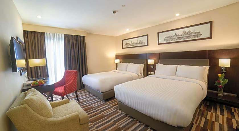 Avari Xpress Gulberg