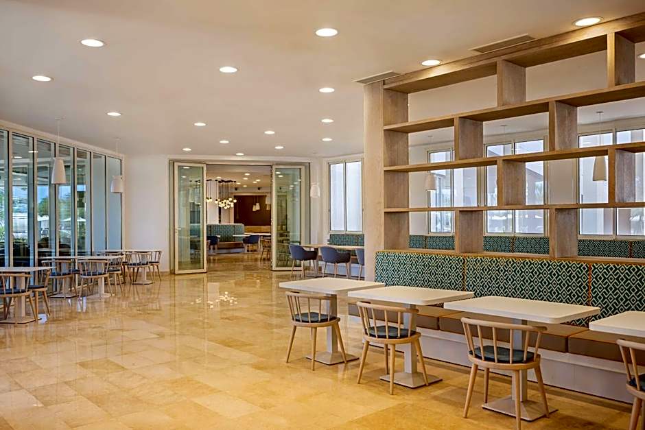 Radisson Blu Residences, Saidia