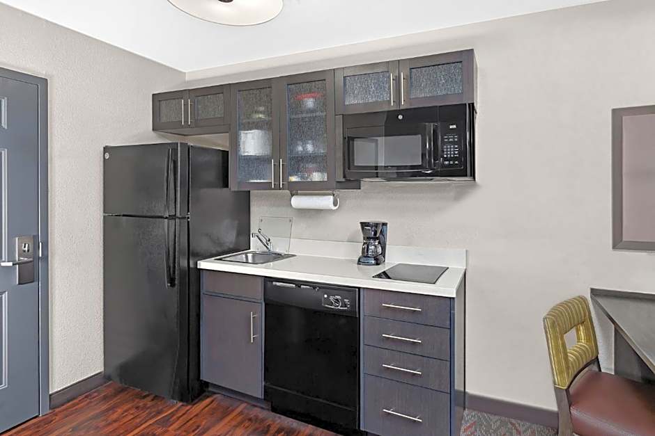 Candlewood Suites Appleton By IHG