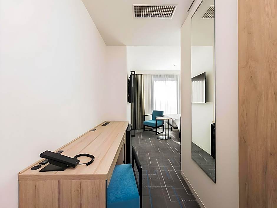JR-EAST HOTEL METS GOTANDA