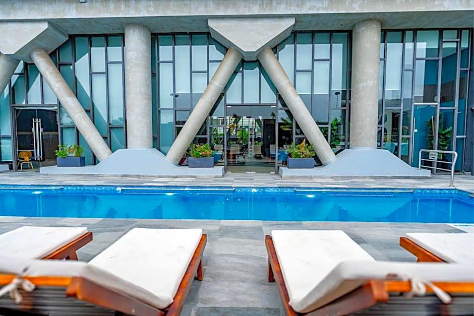 Courtyard by Marriott Santiago Airport