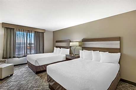 2 Queen Beds, Non-Smoking, Gamming Table With Two Side Chairs, Wireless High-Speed Internet, Pillowt