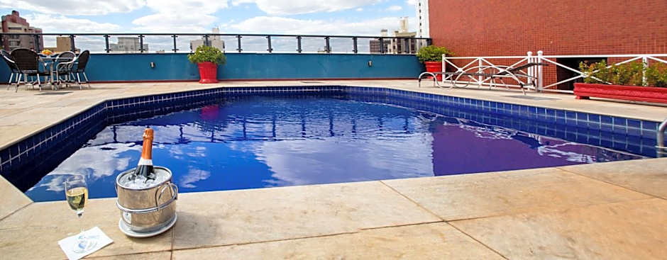 Dan Inn Campinas Cambuí - Um Hotel Clássico Em Campinas