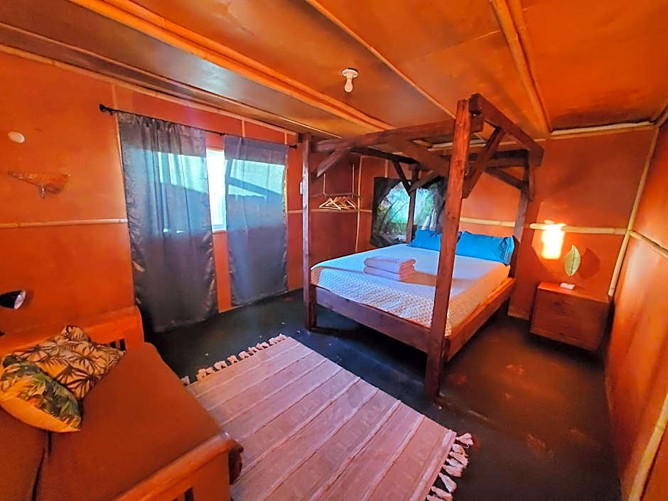 Open Gate Hostel Hawaii