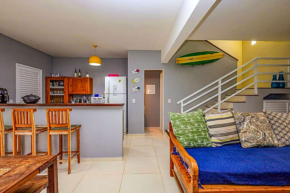 Condomínio a 100m da Praia