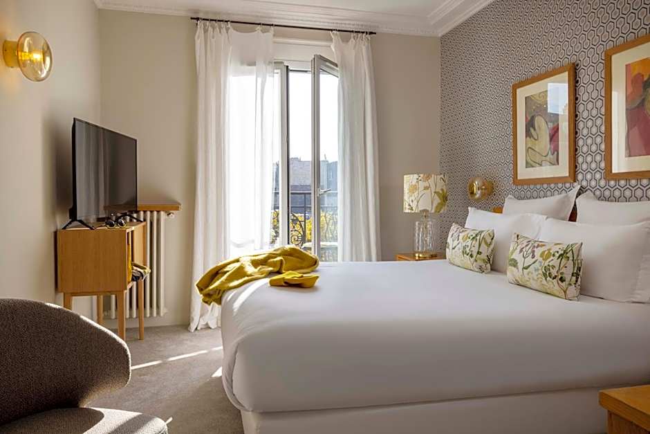 Hotel De Banville