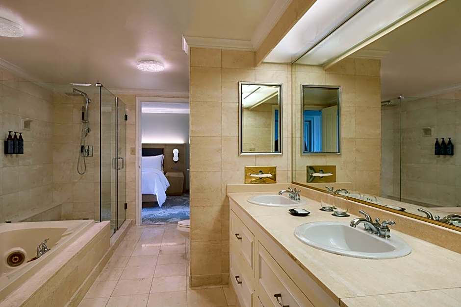 The Westin Los Angeles Airport