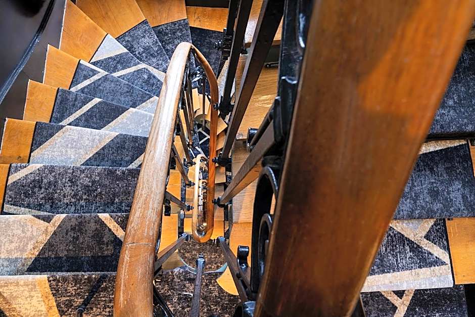 Hotel Aiglon - Esprit de France