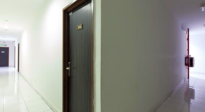 Super OYO 1163 Hotel Pulai