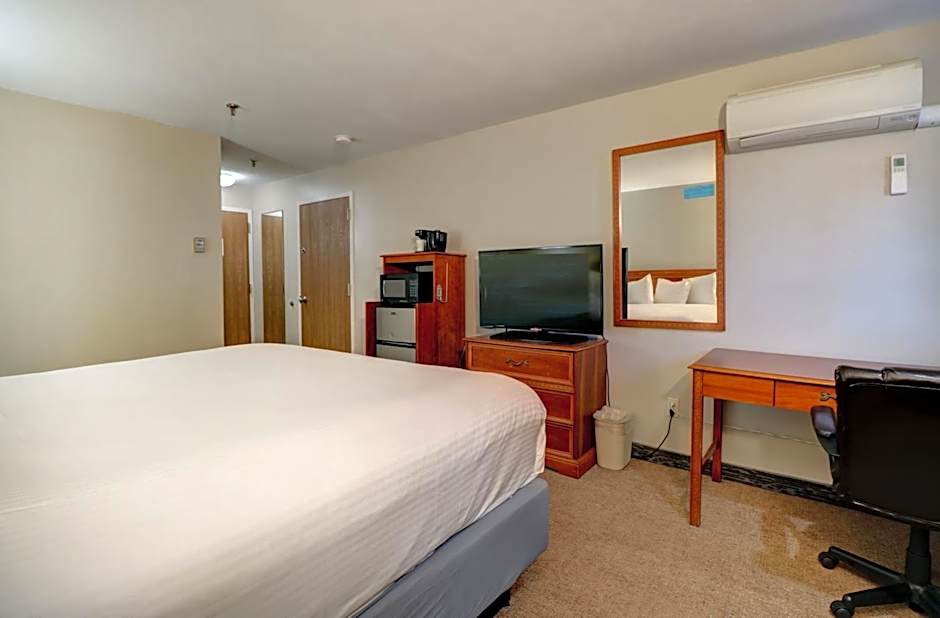 Anchorage Inn and Suites