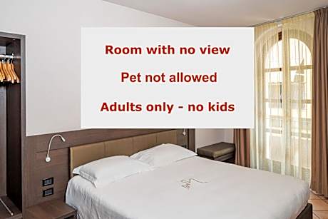 Double or Twin Room with City View