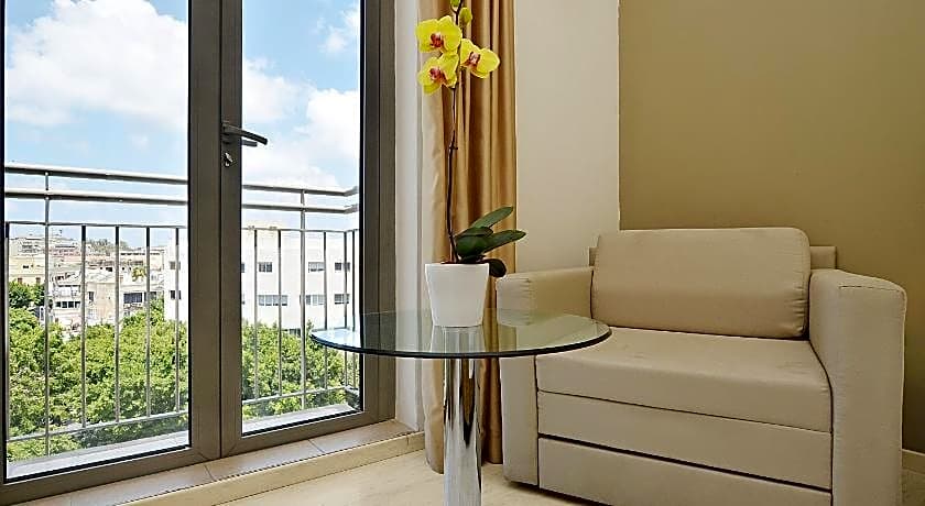 Ruth Daniel Residence