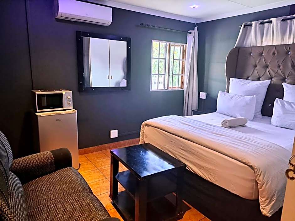 Mino Guest House