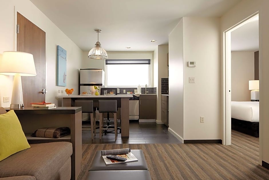 Hyatt House LA - University Medical Center