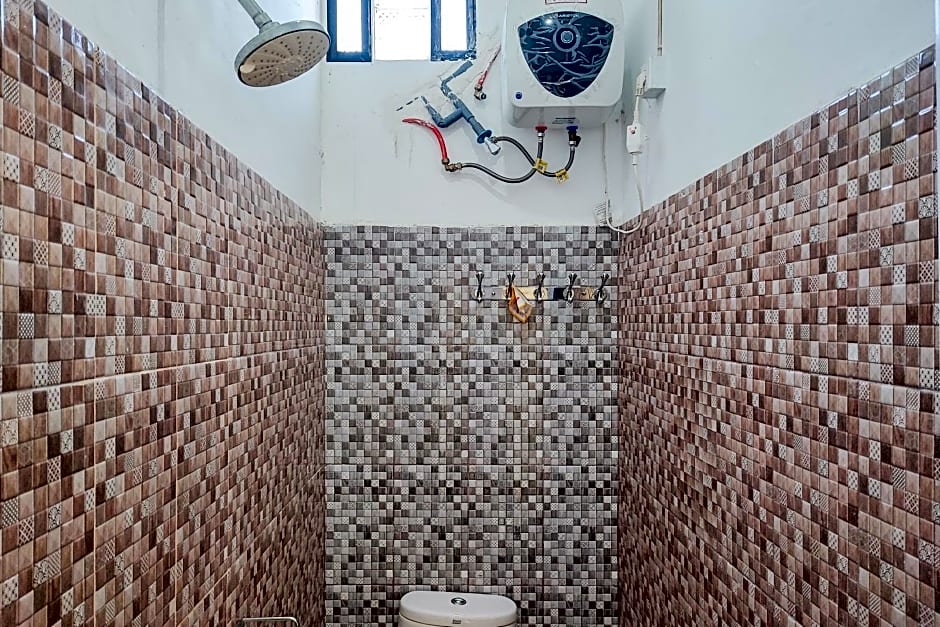 RedDoorz Syariah @ Penginapan Citra Alam 2