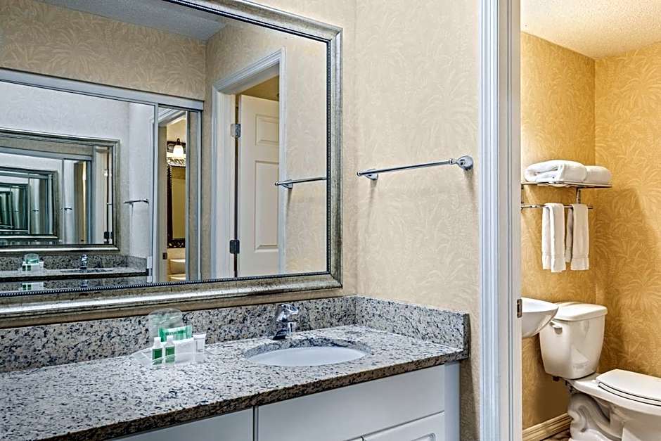 Holiday Inn Hotel & Suites Clearwater Beach South Harbourside By IHG