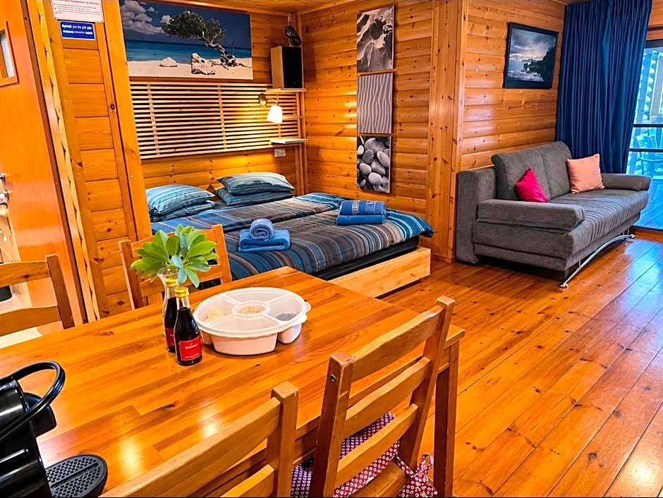 Ohn-Bar Guesthouse