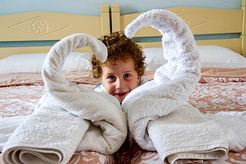 Vardes Hotel Studios