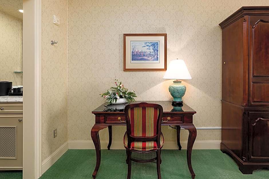 The Bristol Hotel Campbell San Jose