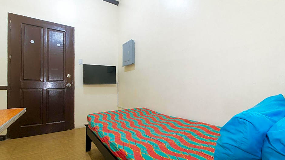 Mervin's Terraces by RedDoorz