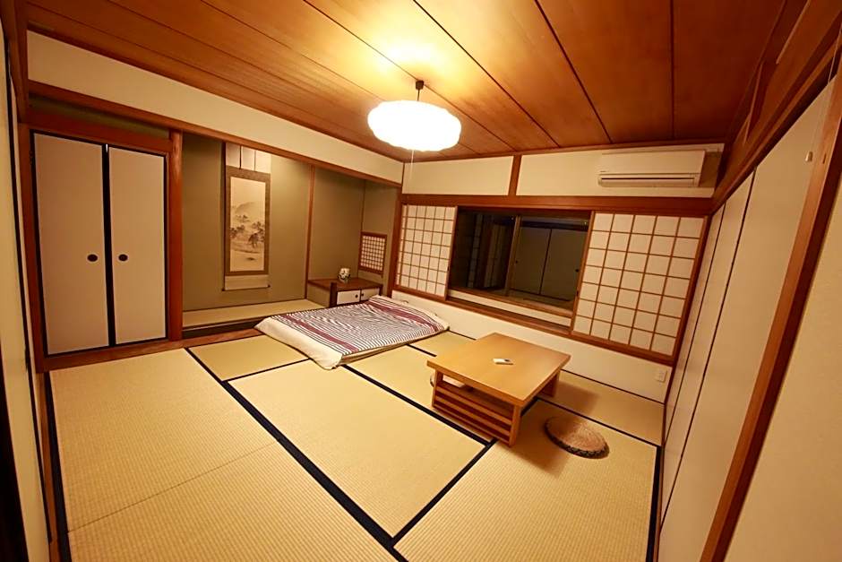 Kinkaku